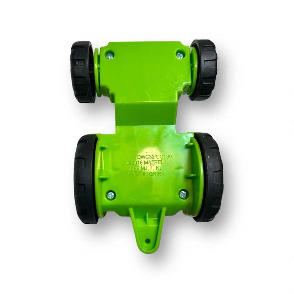 Fisher Price‎ Little People Helpful Harvester Green Tractor & Farmer Boy Figure